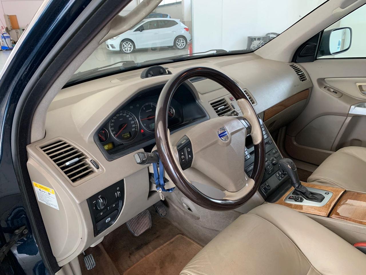 Volvo XC 90 XC90 2.4 D5 aut. AWD Executive