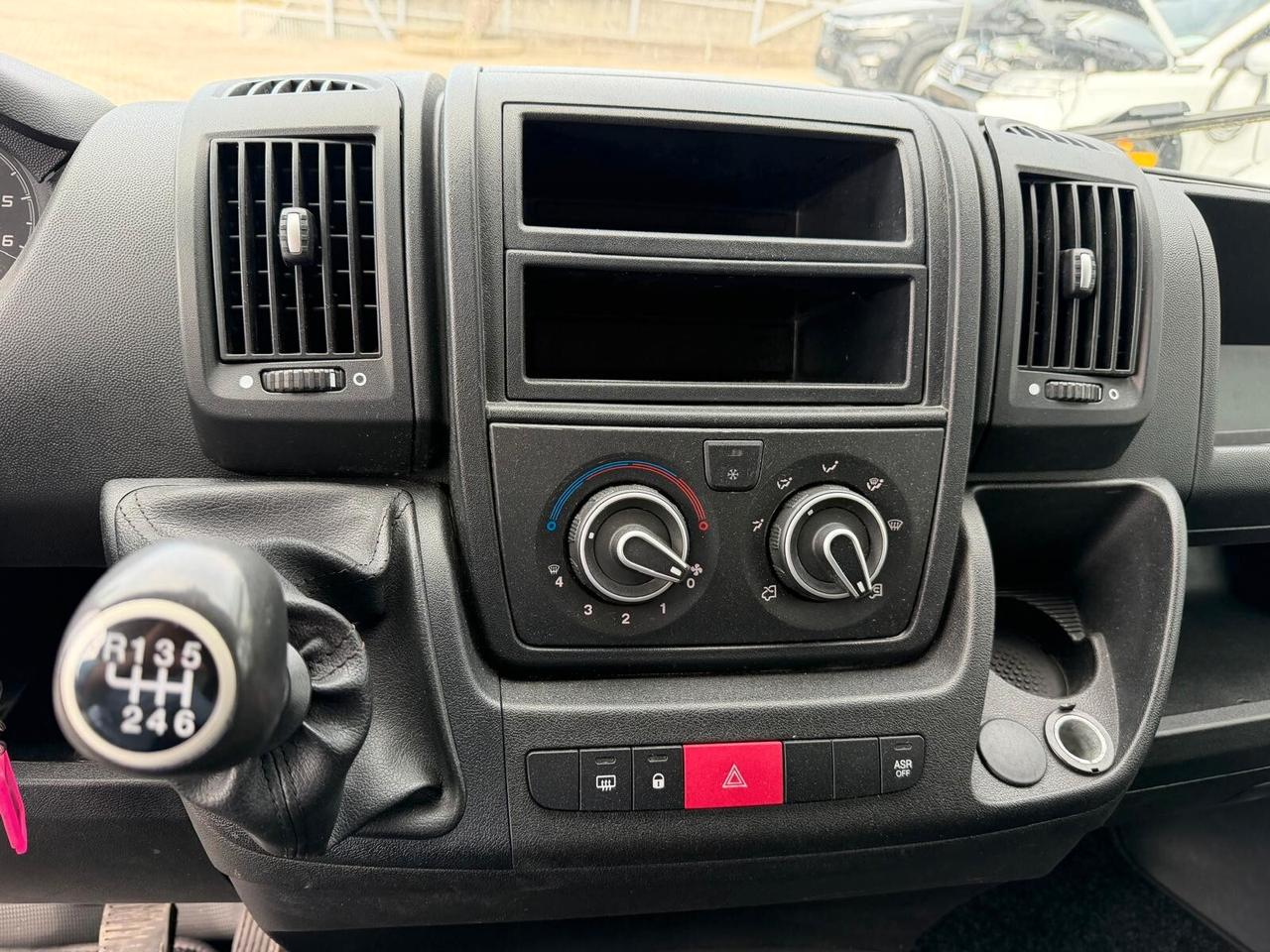 Peugeot Boxer 330 2.2 BlueHDi 140 S&S PM-TM Furgone