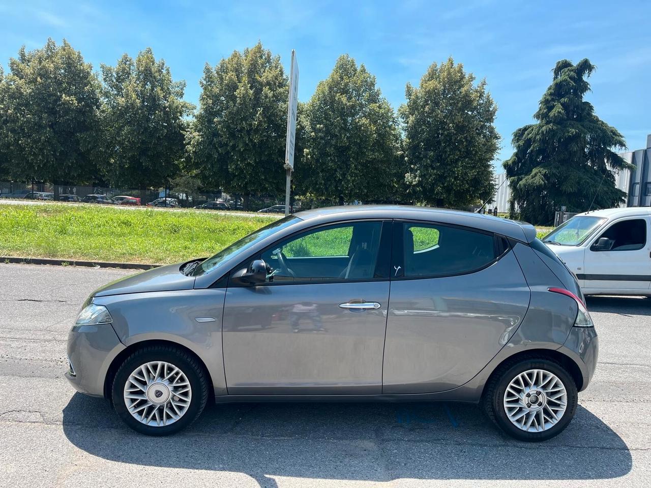 Lancia Ypsilon 1.2 69 CV 5 porte S&S