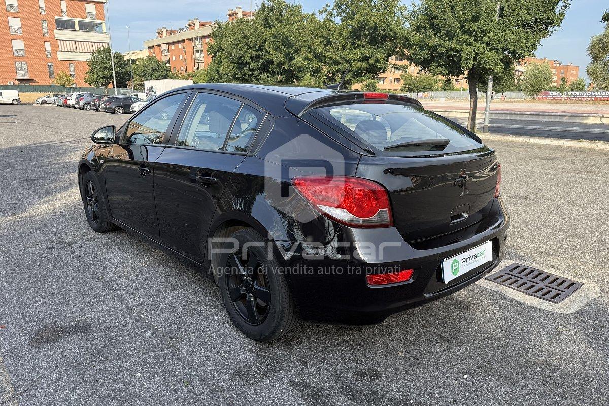 CHEVROLET Cruze 1.6 5 porte LS