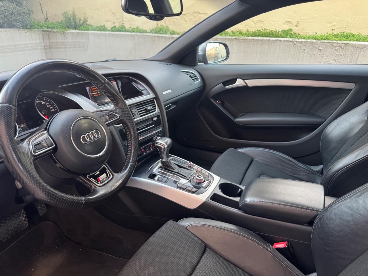 Audi A5 S-line coupe quattro