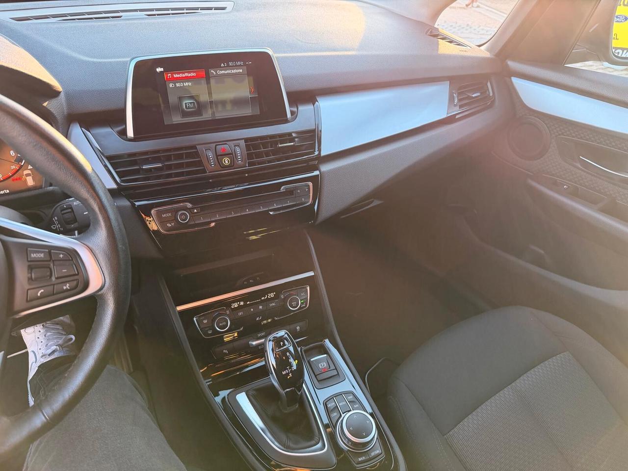 Bmw 216d Active Tourer nessun vincolo di finanziamento