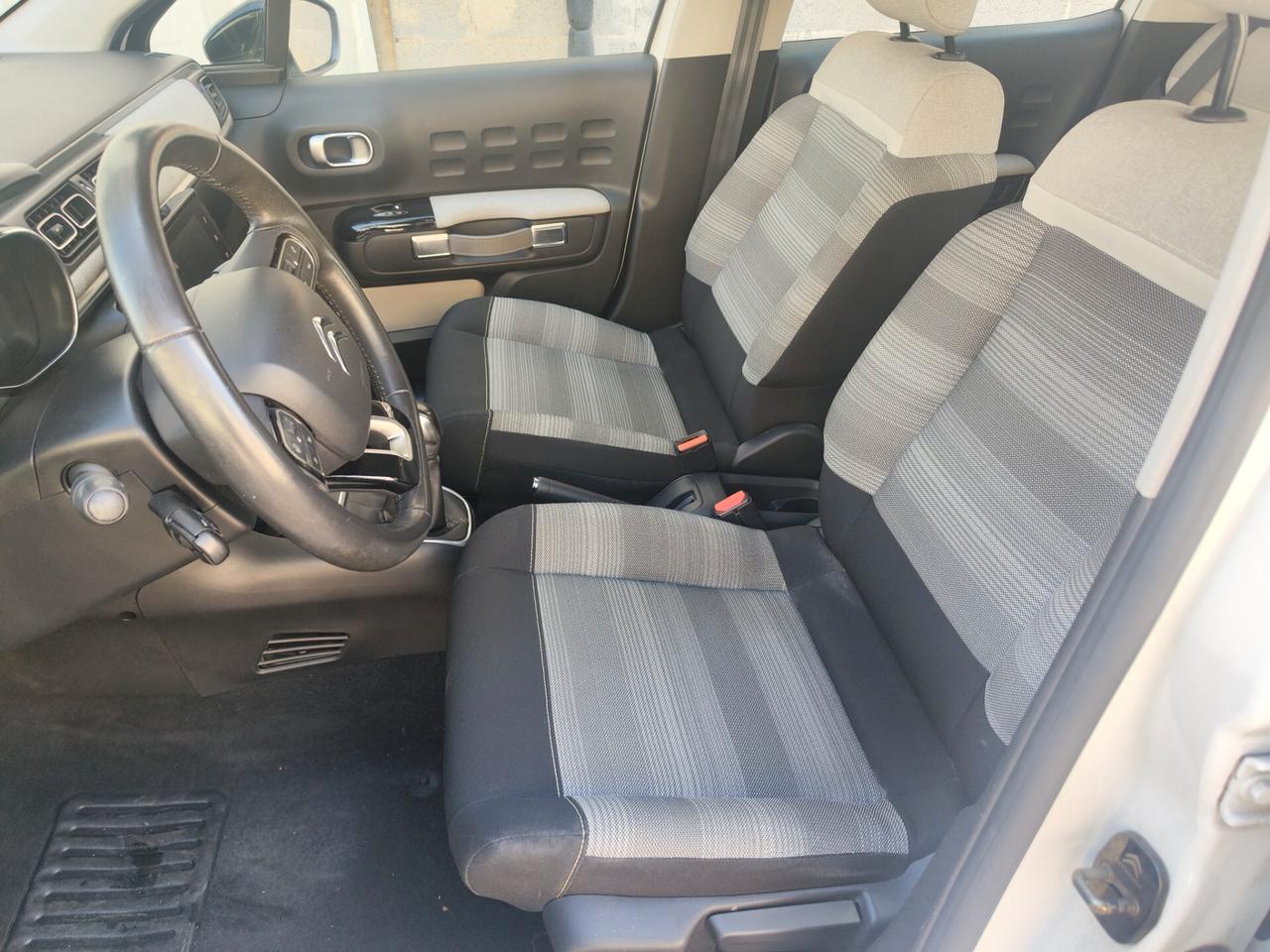 Citroen C3 PureTech 82 SCHINE solo 100 mkm