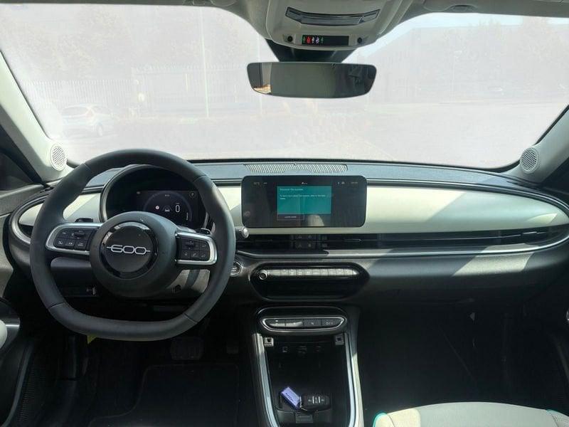 FIAT 600 1.2 Hybrid 145cv La Prima II