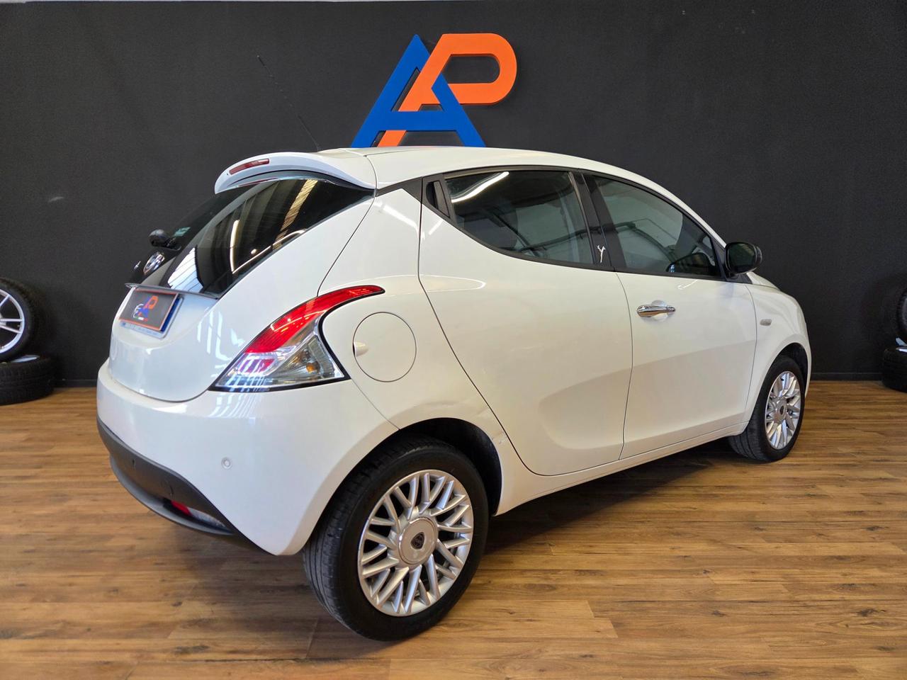 Lancia Ypsilon 5 Porte Ypsilon 0.9 t.air Platinum s&s 85cv dfn