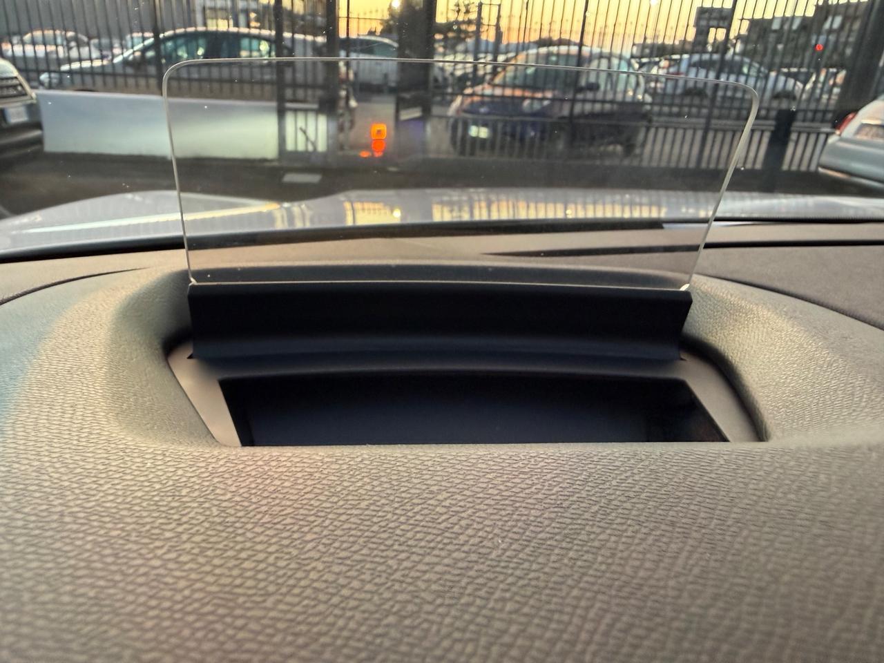 Citroen C4 PureTech 130 S&S EAT8 Shine