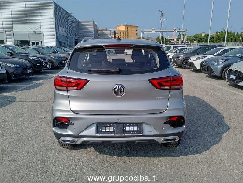 MG ZS 1.5 Classic Luxury Silver (MBC)