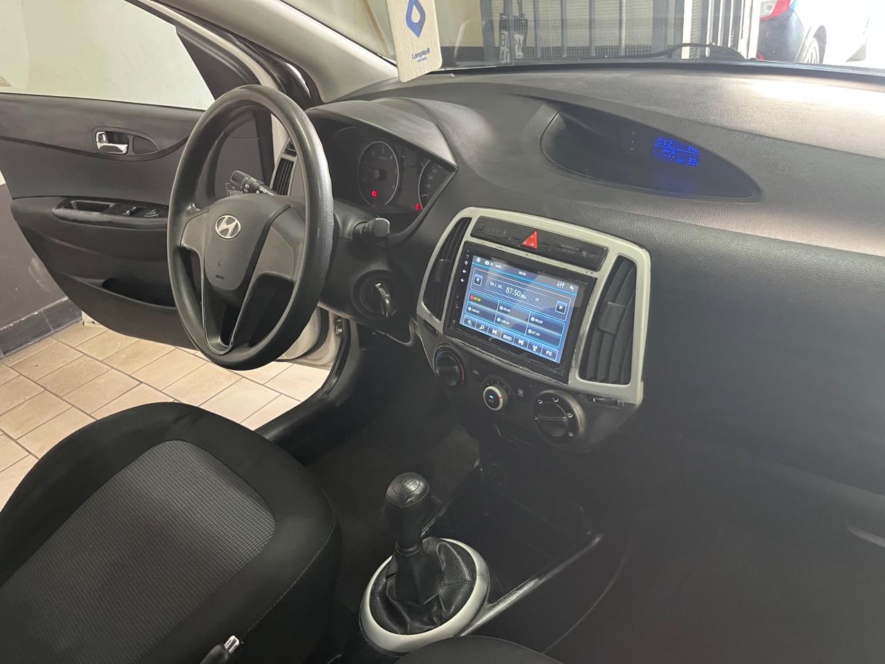 Hyundai i20 1.4 CRDi 5p. Tagliandata 12