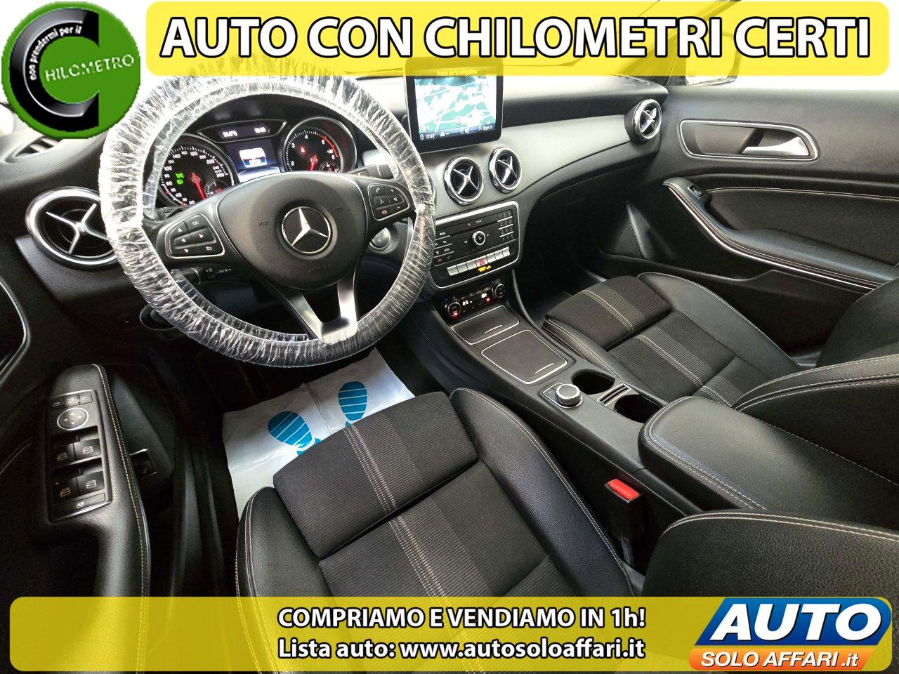 Mercedes GLA 200 D PREMIUM CAMBIO AUTOMATICO/EURO6C/CAMERA/NAVI/LED
