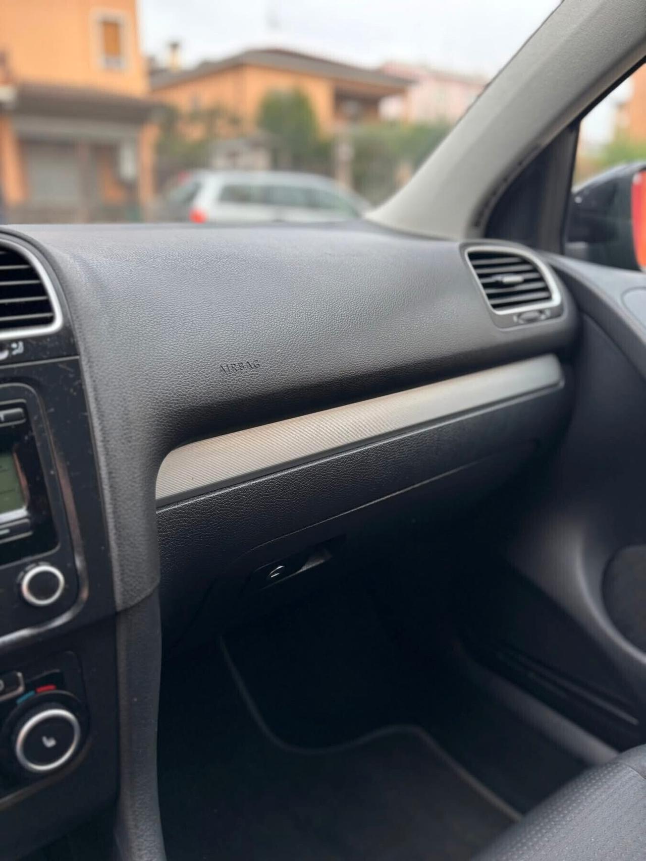 Volkswagen Golf 1.6 TDI DPF 5p. Highline