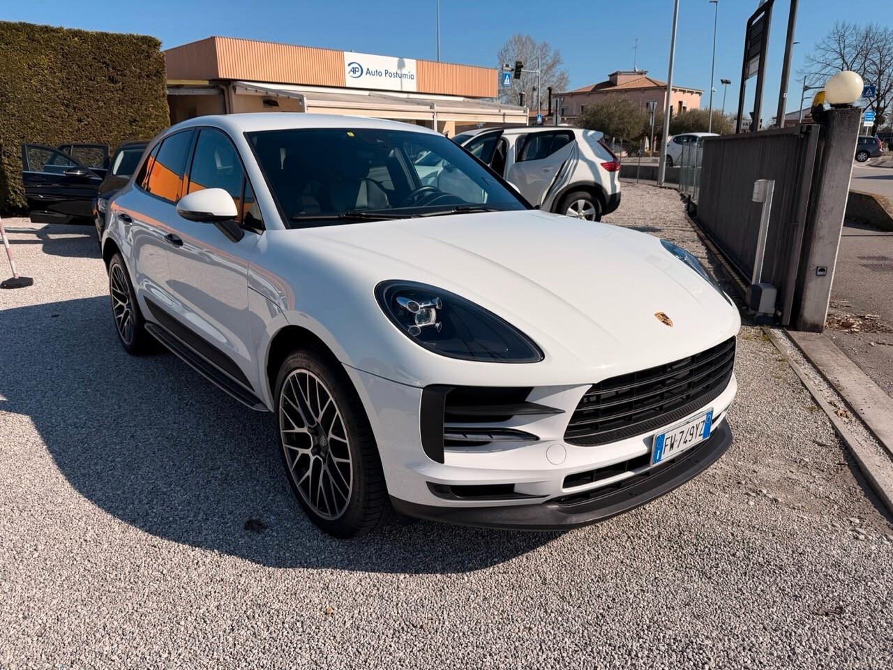 Porsche Macan 2.0 245cv pdk