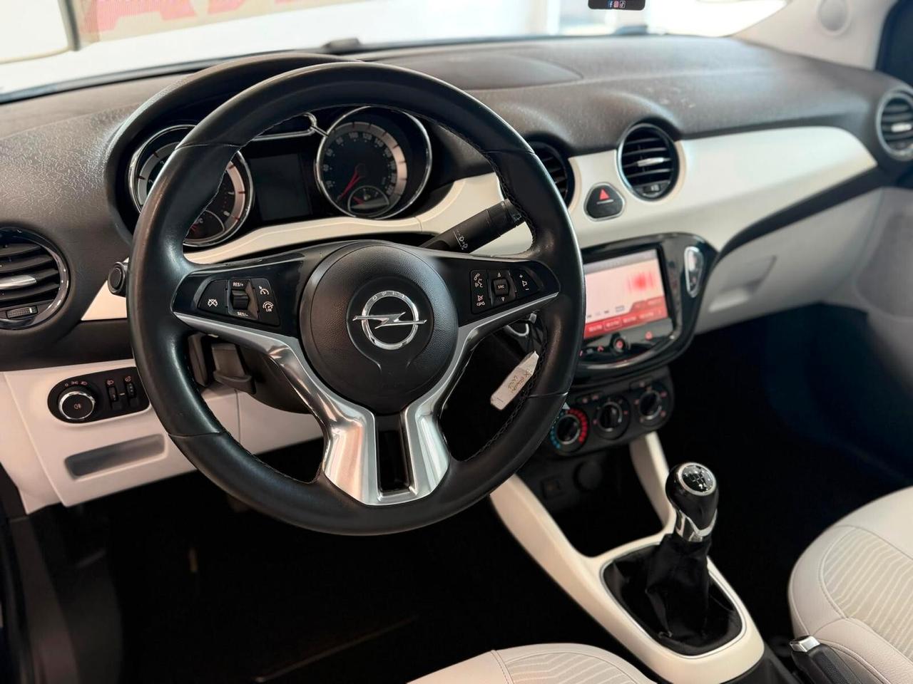Opel Adam 2014 1.2cc Bicolore Navi