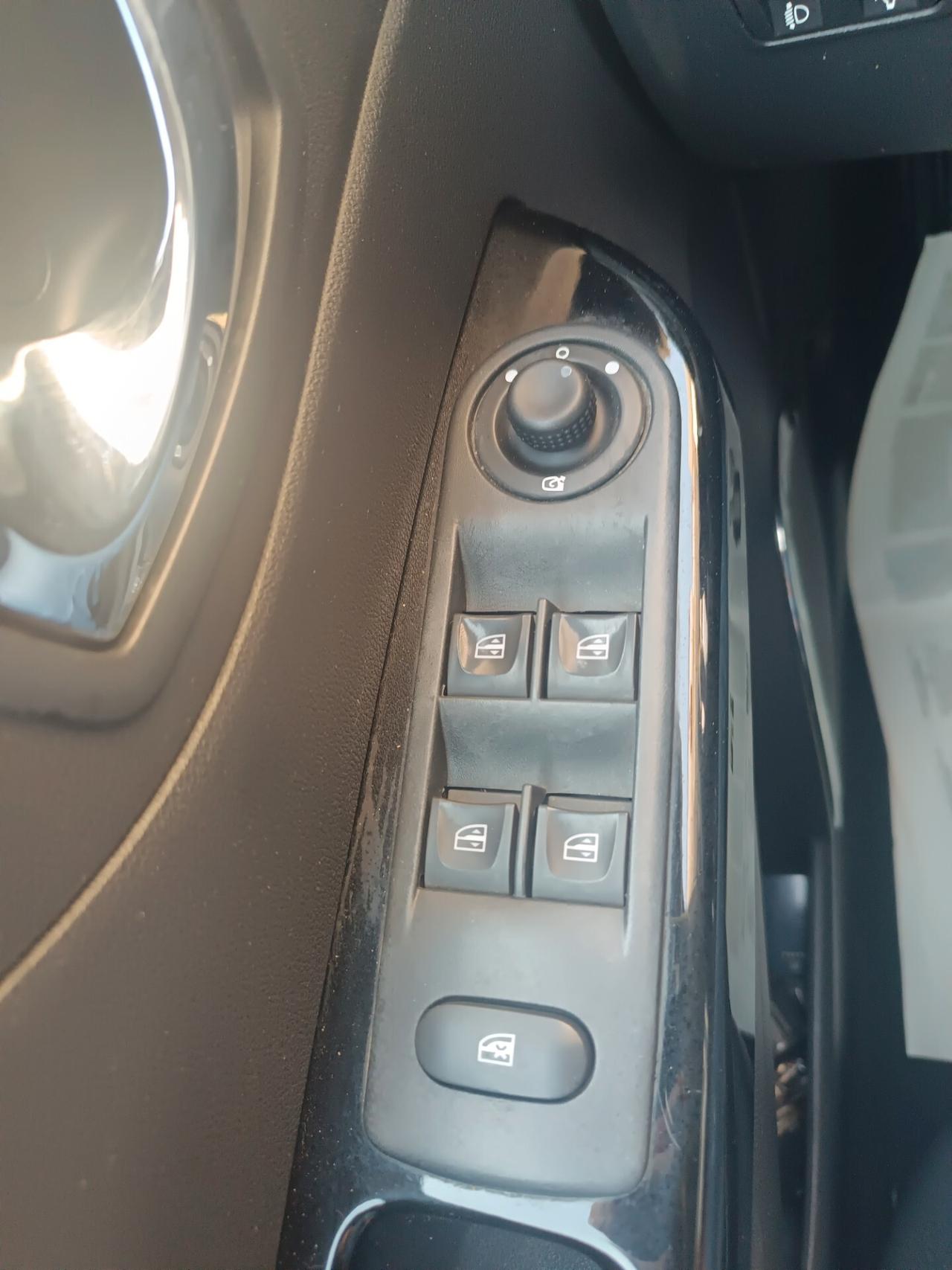 Renault Captur dCi 8V 90 CV ENERGY R-LINK NAVI CAMERA