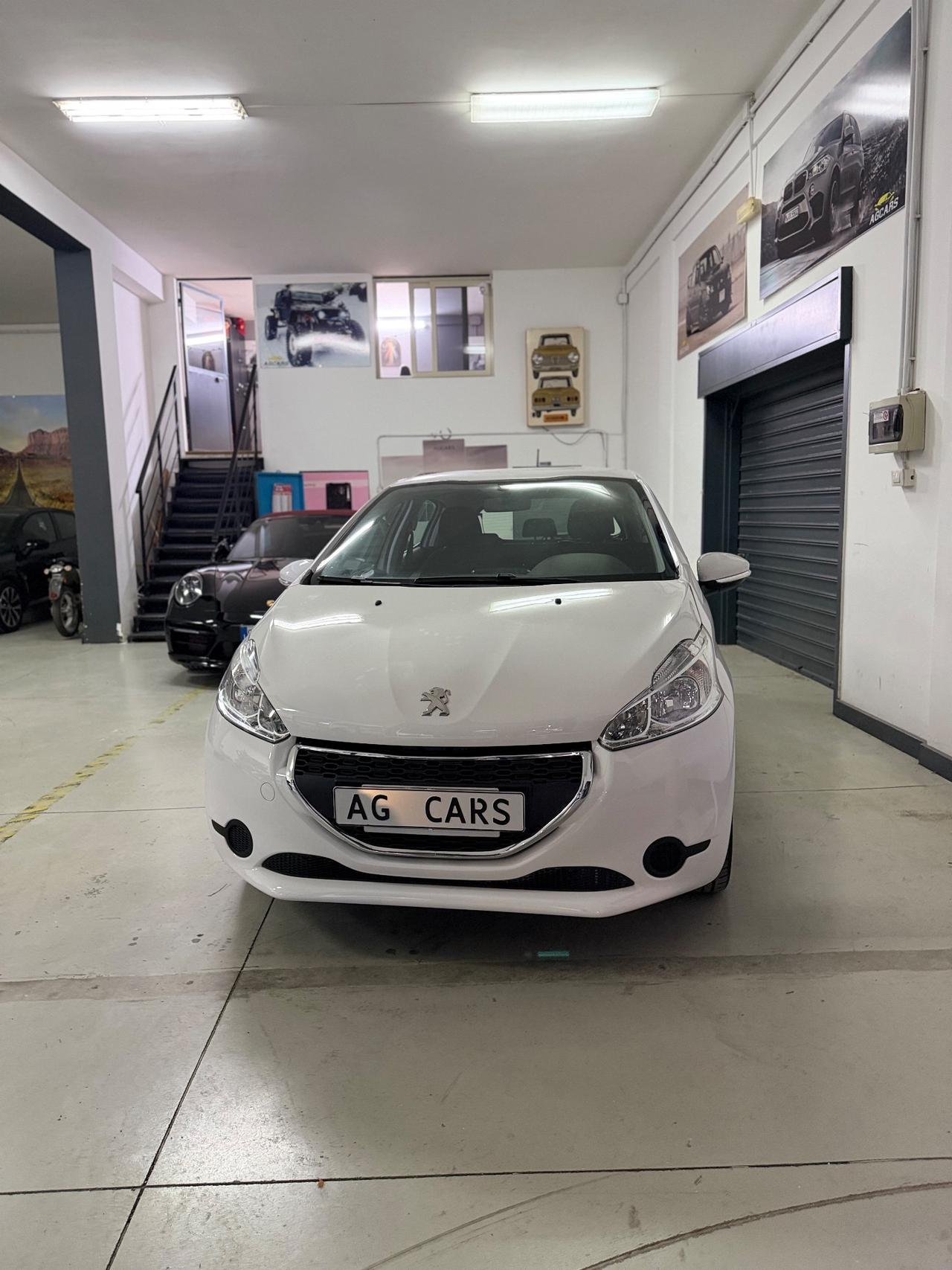 Peugeot 208 1.4 HDi 68 CV 5 porte Active