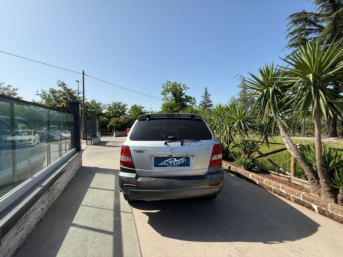 KIA - Sorento - 2.5 16V CRDI 4WD Active