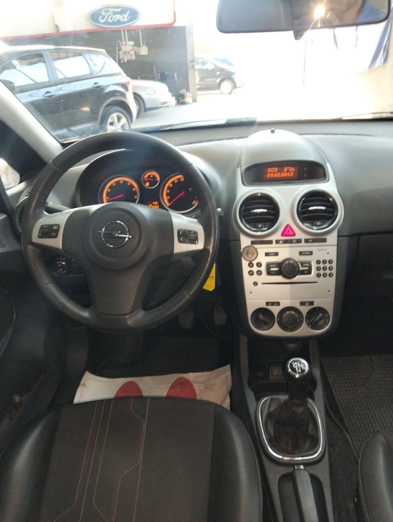 Opel Corsa 1.2 85CV 5 porte GPL-TECH One