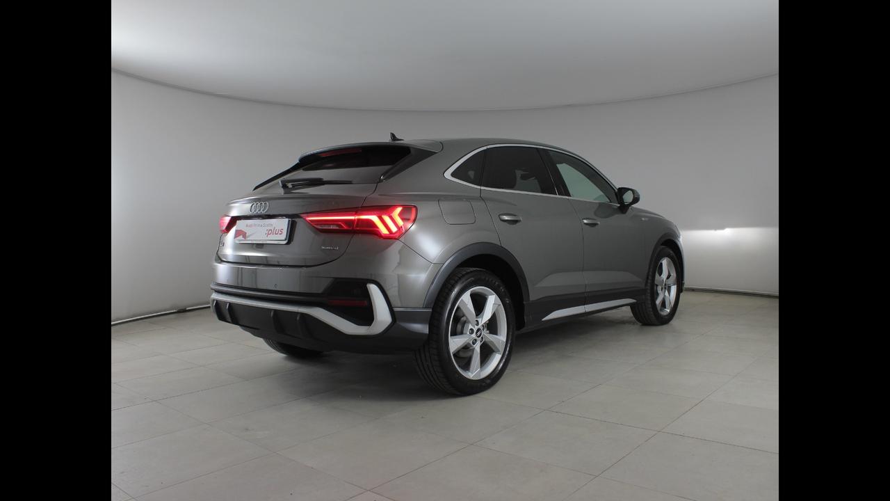 AUDI Q3 I 2019 Sportback - Q3 Sportback 35 2.0 tdi S line edition quattro s-tronic