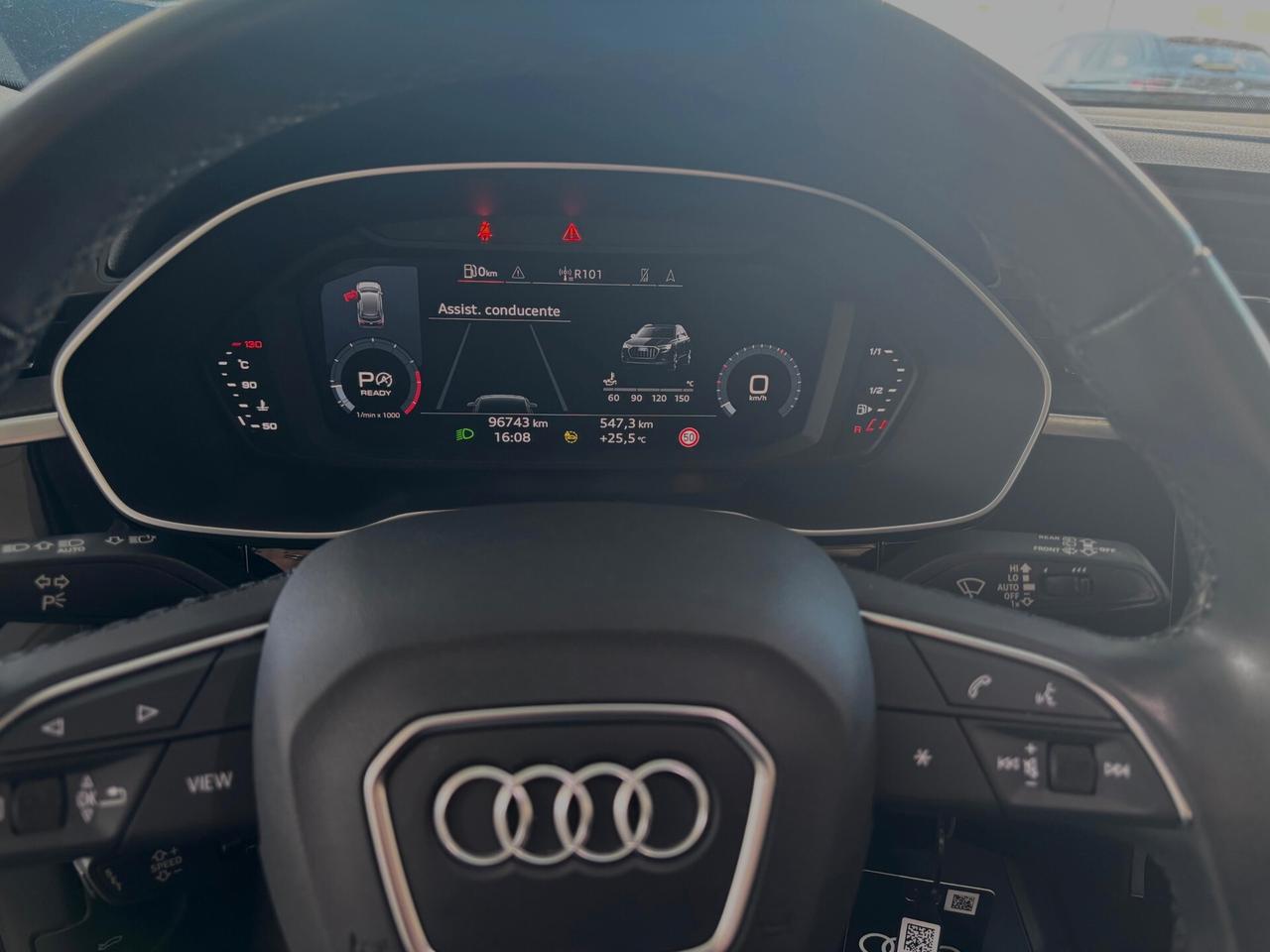 Audi Q3 35 TFSI Business Advanced