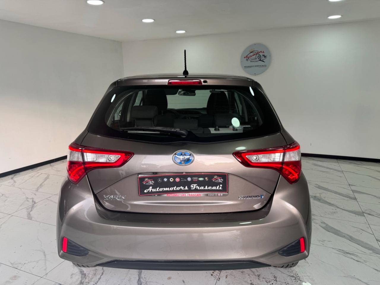 Toyota Yaris 1.5 Hybrid-2018-GARANTITA