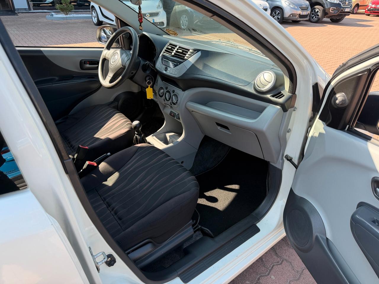 Nissan Pixo 1.0 5 porte Look