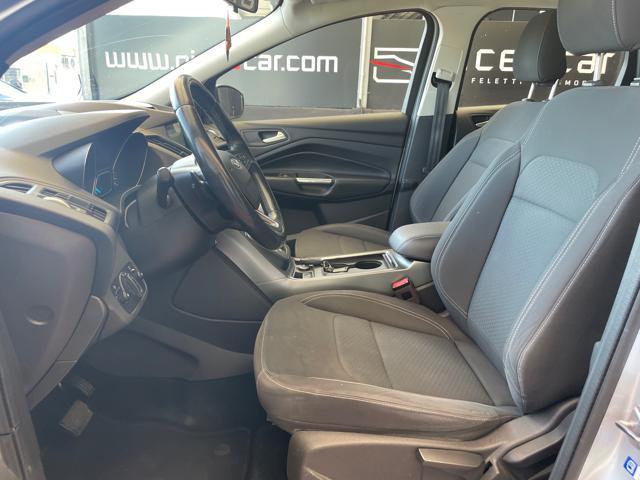 FORD Kuga 2.0 TDCI 150 CV S&S 4WD ?GANCIO TRAINO?