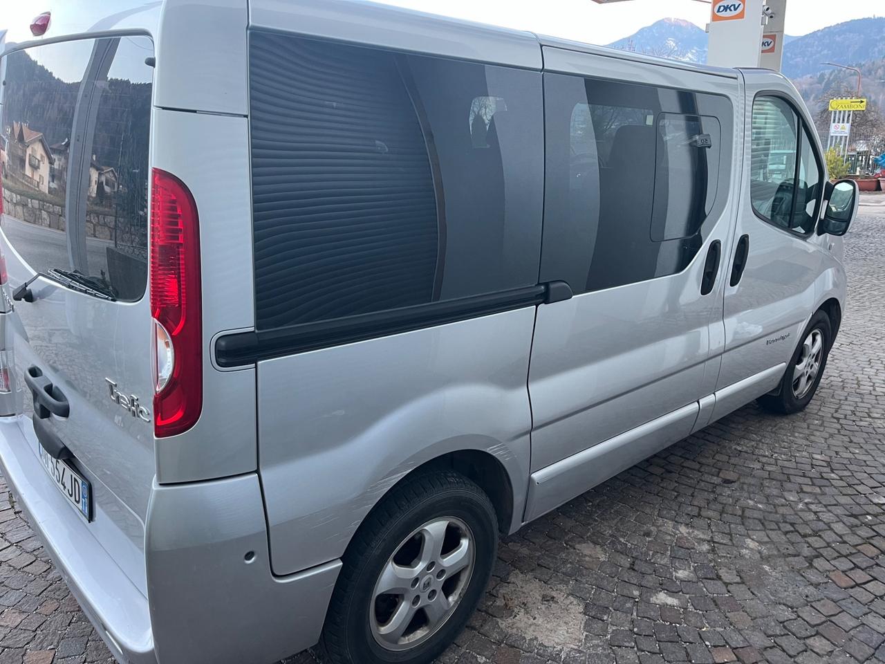 Renault Trafic T27 2.0 dCi/90 PC-TN Passenger Confort