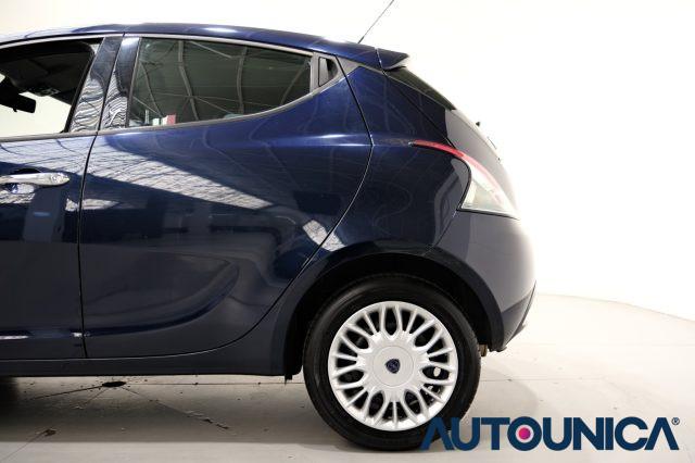 LANCIA Ypsilon 1.2 69 CV 5 PORTE ELEFANTINO BLU NEOPATENTATI