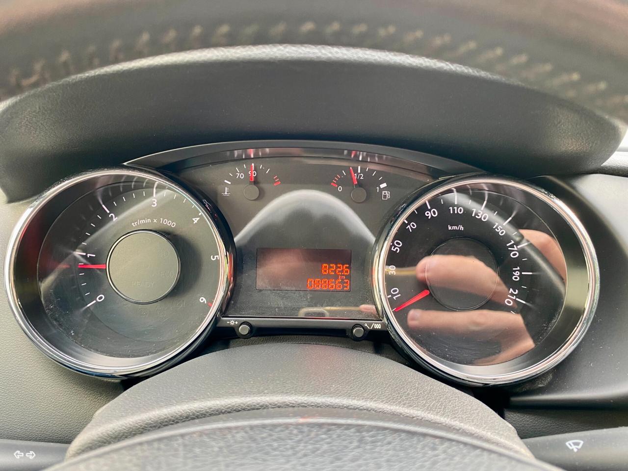 Peugeot 3008 1.6 bluehdi Active s 120cv E6 UNICO PROPRIETARIO