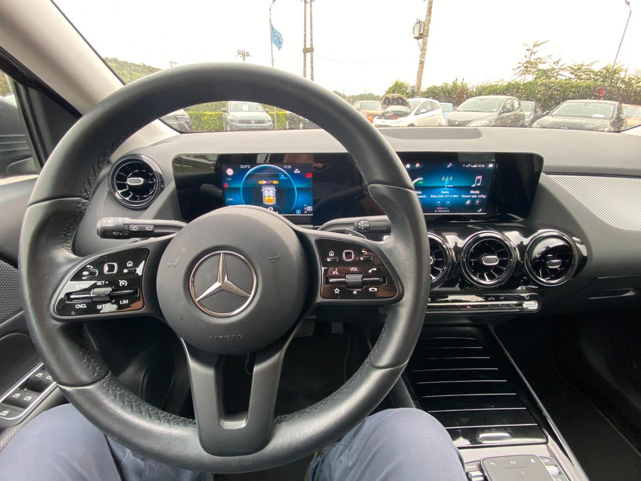 Mercedes-benz GLA 180 GLA 180 d Automatic Business