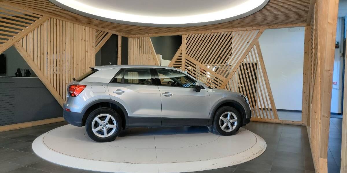 Audi Q2 30 1.6 tdi Business s-tronic my19
