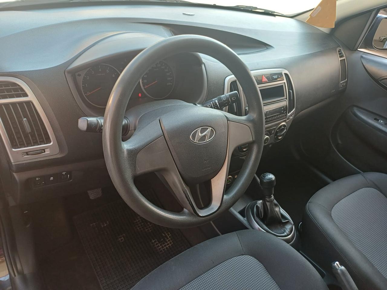 Hyundai i20 GPL DI SERIE - 2013