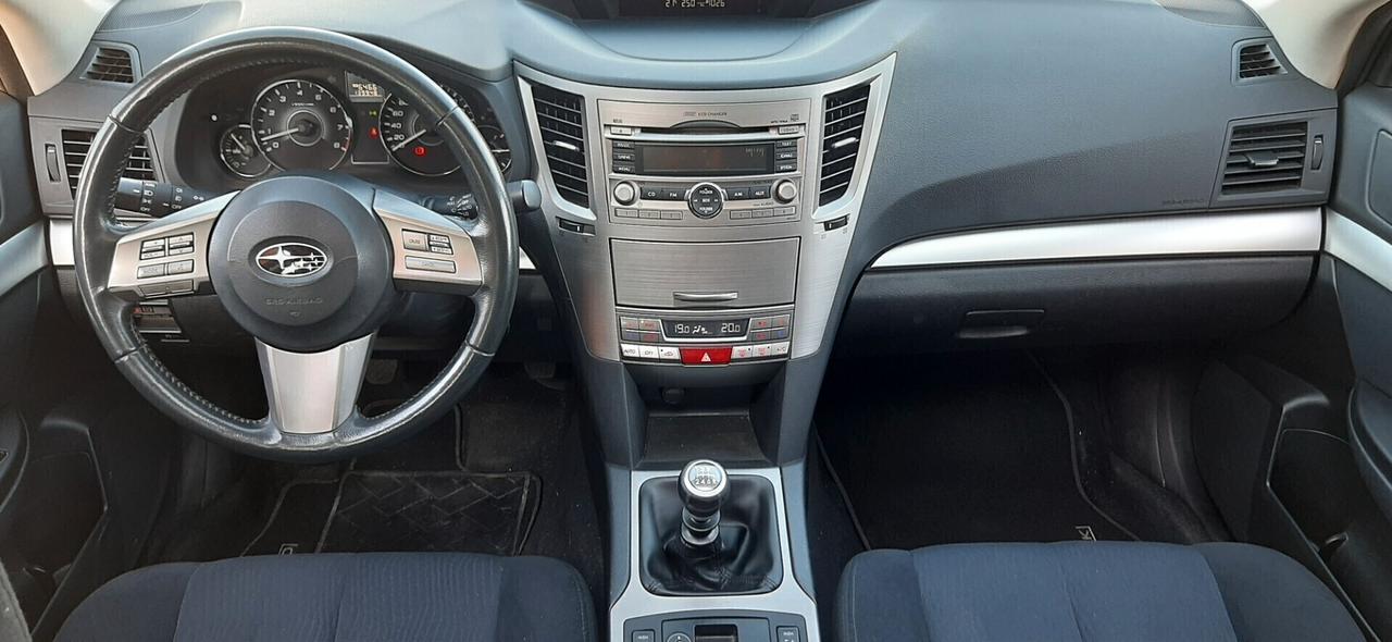 SUBARU OUTBACK 2.5i Bi-Fuel Trend