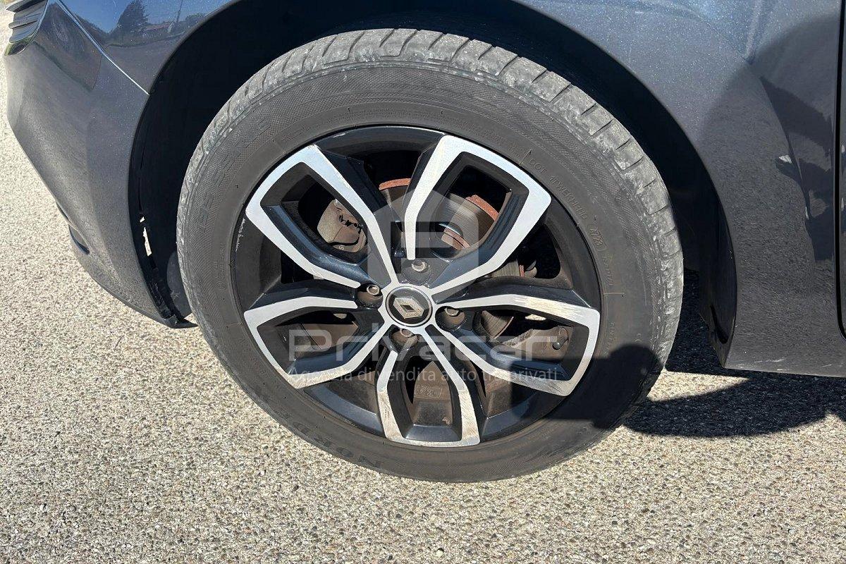 RENAULT Clio dCi 8V 90 CV EDC 5 porte Moschino Zen