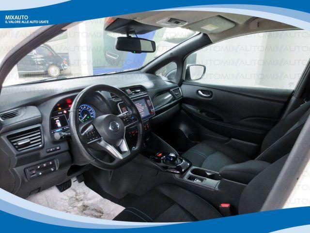 NISSAN Leaf nConnecta