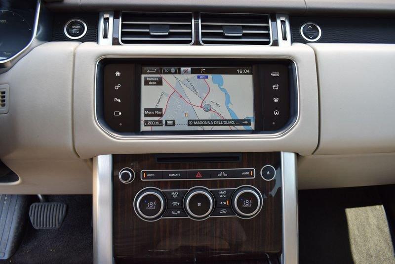 Land Rover Range Rover 4.4 SDV8 Vogue