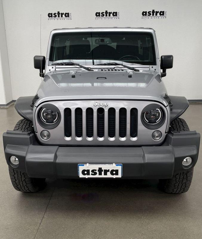 Jeep Wrangler Unlimited 2.8 CRD DPF Rubicon Auto