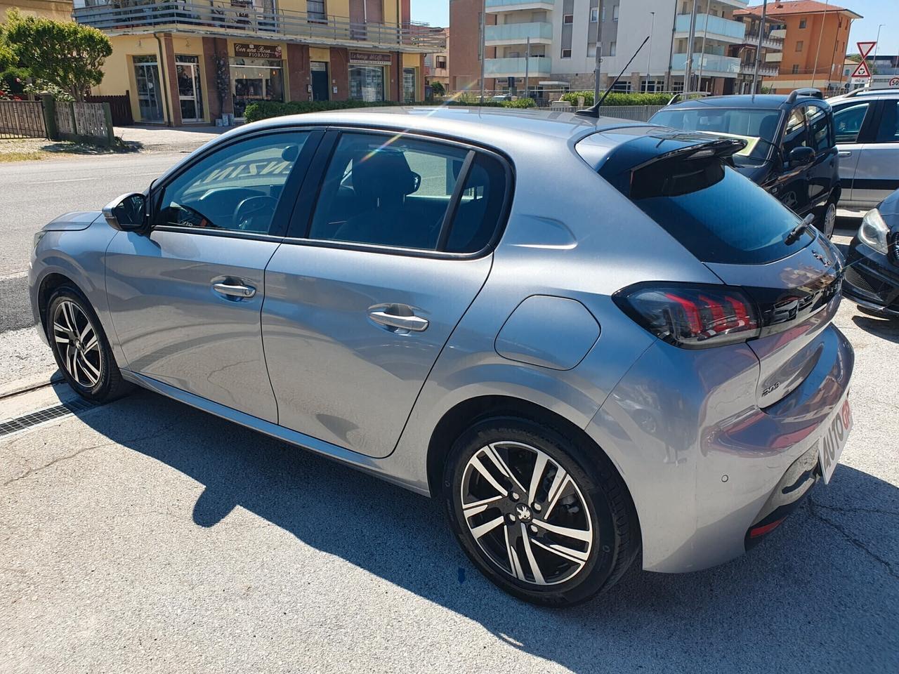 Peugeot 208 1.2 PureTech Allure Neopatentati 2020