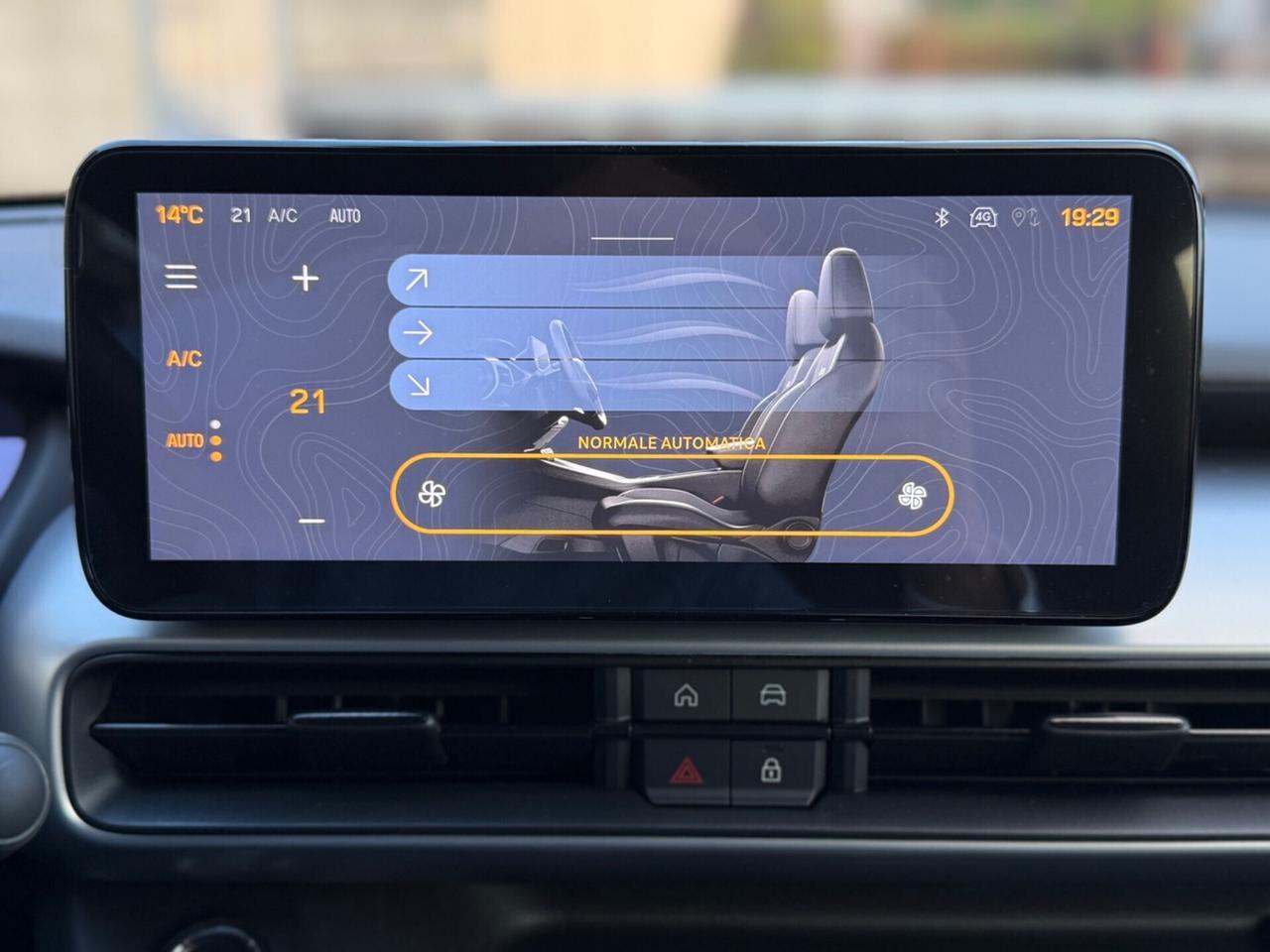 Jeep Avenger 1.2 e-Hybrid 110 cv MHEV Summit