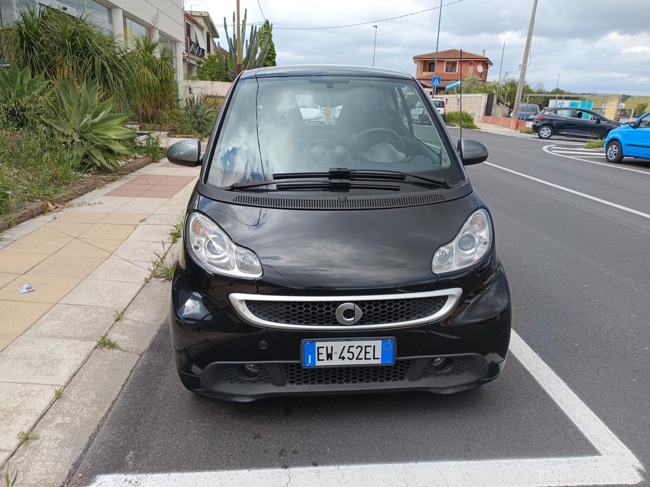 Smart ForTwo 1000 52 kW MHD coupé passion