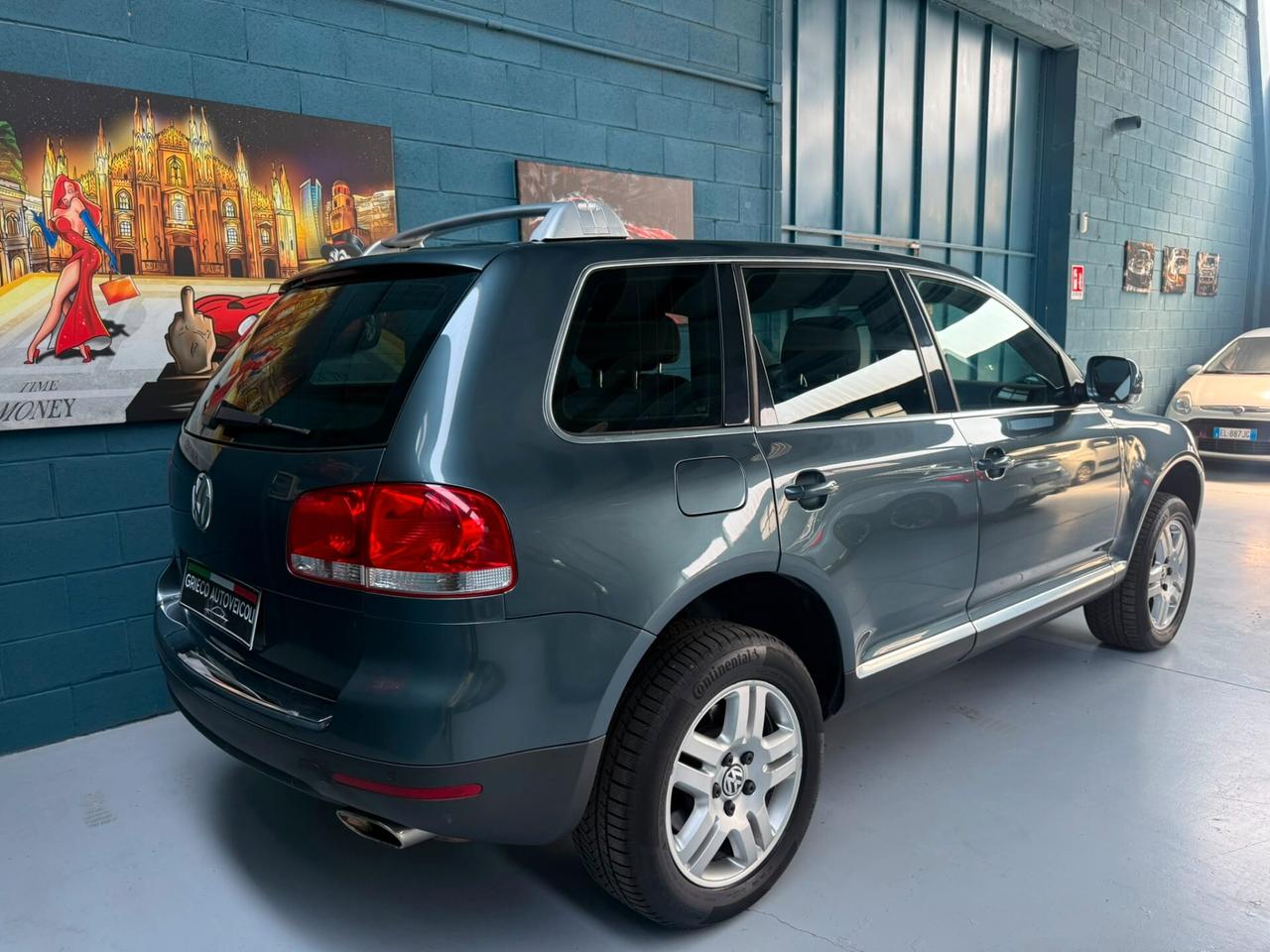TOUAREG 4.2 V8 GANGIO 3500KG ASI IVA ESPOSTA DISTRIBUZIONE ESEGUITA E CERTIFICATA