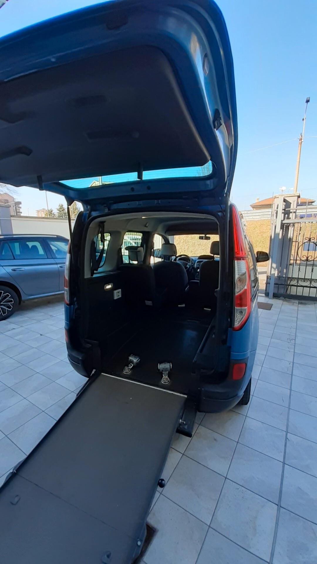 Kangoo Focaccia pianale ribassato e ribaltina