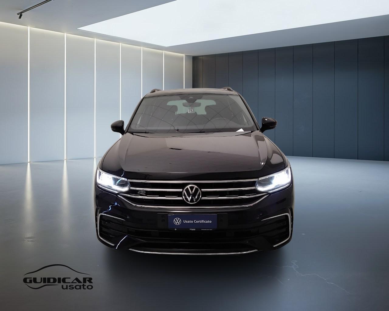 VOLKSWAGEN Tiguan II 2021 - Tiguan 2.0 tdi R-Line 150cv dsg