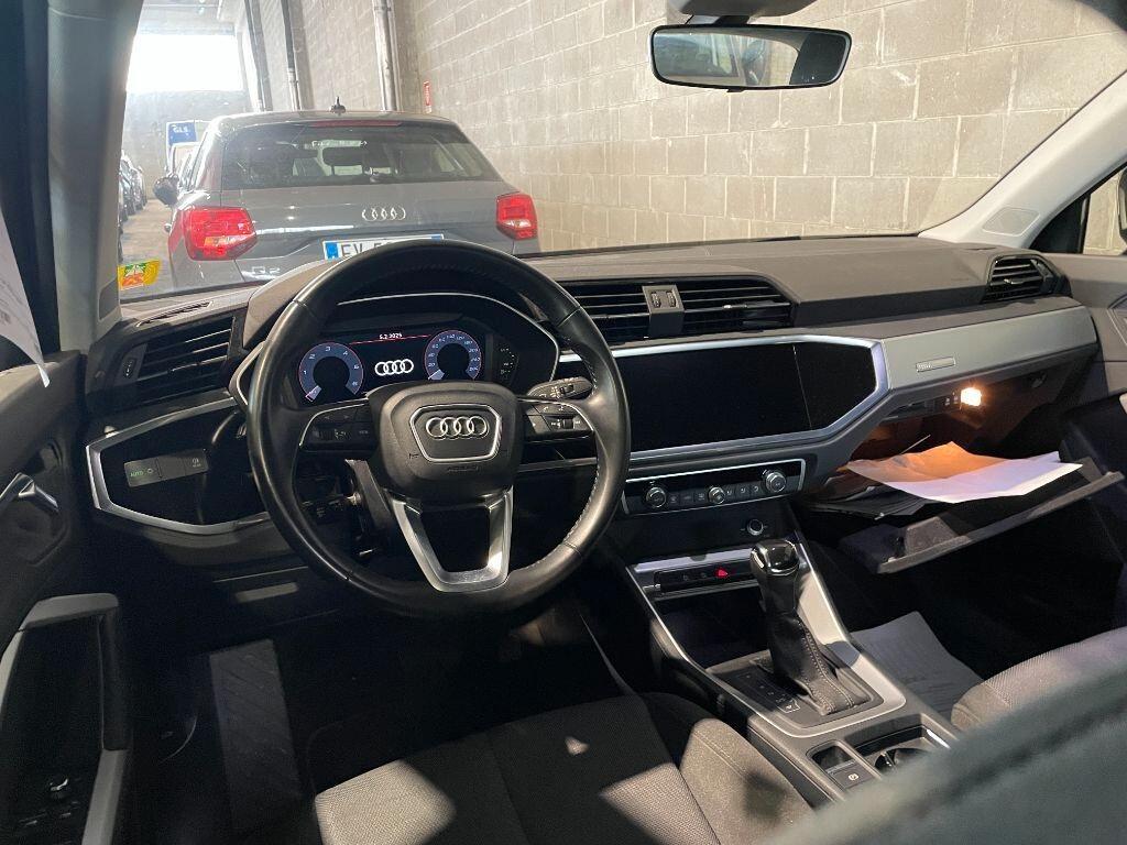 Audi Q3 35 TDI S tronic Business Advanced