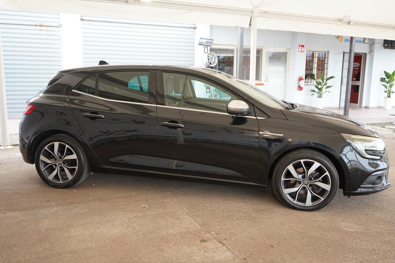 Renault Megane Mégane dCi 110 CV Energy Bose
