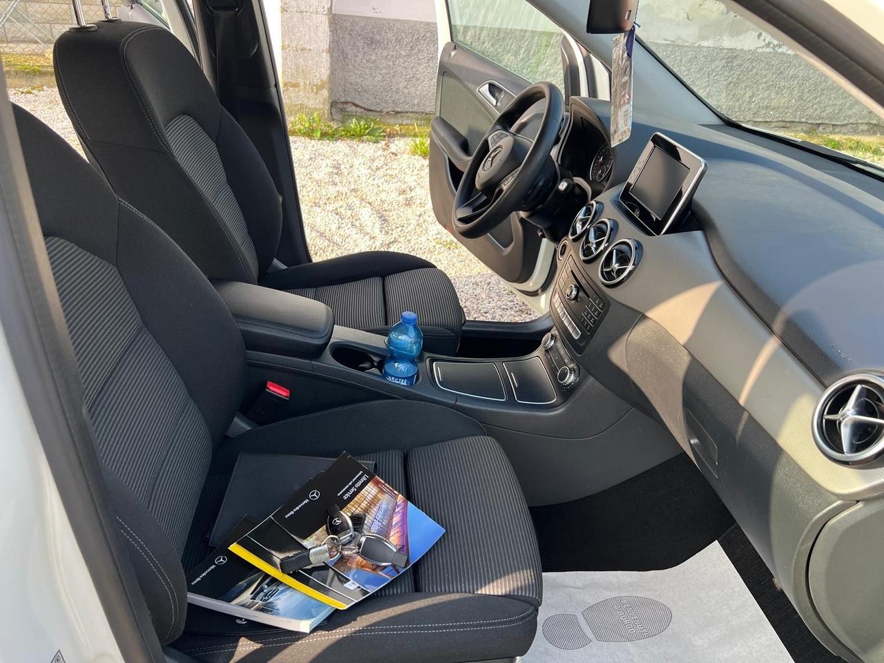 Mercedes-benz B 180 d Automatic Premium