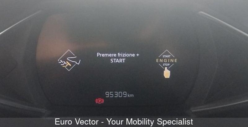 DS DS 3 Crossback BlueHDi 100 So Chic