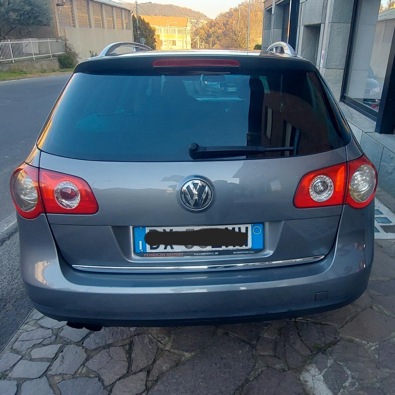 Volkswagen Passat 2.0 TDI DPF Var. BlueTDI Comf.