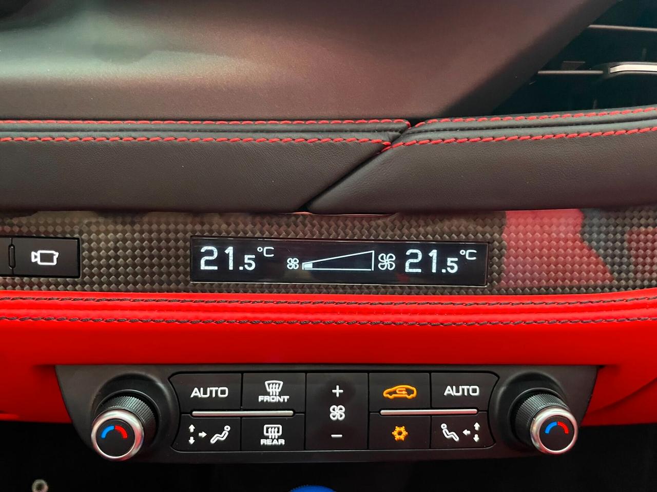 FERRARI F8 SPIDER 720cv IPERFULL