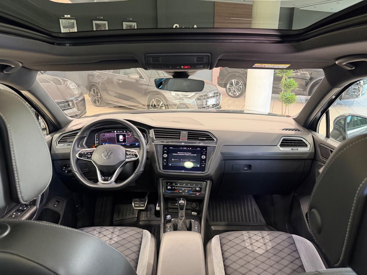 Volkswagen Tiguan 2.0 TDI 200 CV SCR DSG 4MOTION R-Line