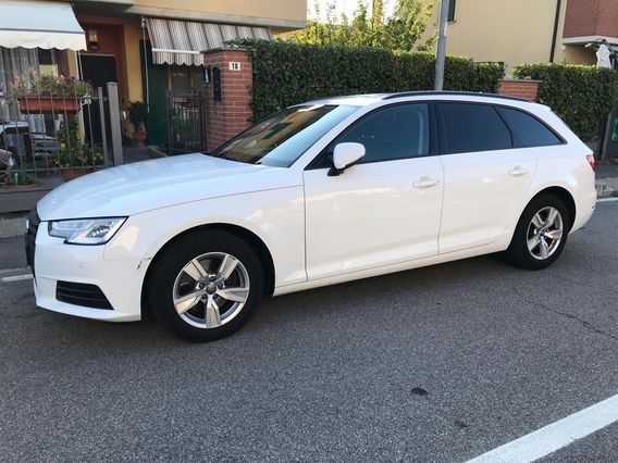 AUDI A4 A4 Avant 2.0 TDI cl.d mult. Business